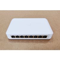 Управляемый коммутатор 2-го уровня Ubiquiti UniFi Switch Lite 8 POE