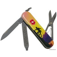 Мультитул Victorinox Classic Limited Edition 2020 Climb High 0.6223.L2004