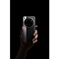 Телефон Xiaomi 15 Ultra 16GB/512GB международная версия (черный/серебристый)