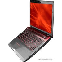 Игровой ноутбук Toshiba Qosmio X775-Q7170 (PSBY5U-03N01P)