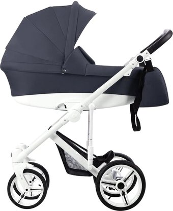 BEBETTO Magnum (3 в 1, 230, белая рама)