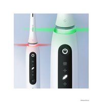 Электрическая зубная щетка Oral-B iO 5 IOG5.1A6.1DK (белый)