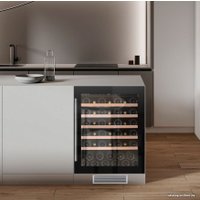 Винный шкаф Dunavox DAU-46.138B