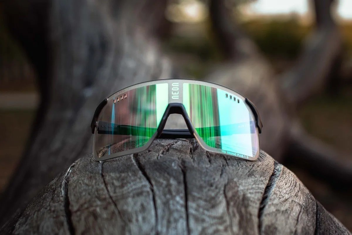 

Велоочки Neon Air Pro Fotocromatico (черный/зеленый)