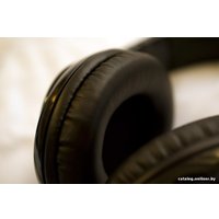 Наушники Shure SRH240