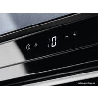 Винный шкаф Electrolux KBW5T