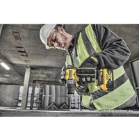 Дрель-шуруповерт DeWalt DCD800P2T (с 2-мя АКБ, кейс)