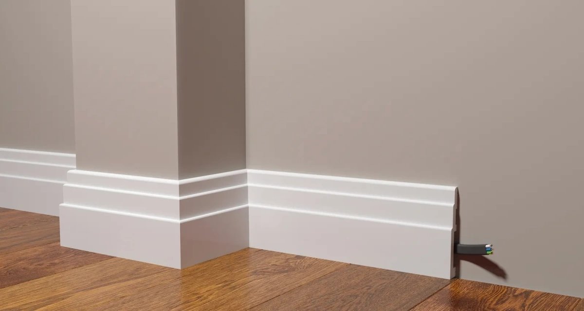 

Плинтус Decor-Dizayn DD704