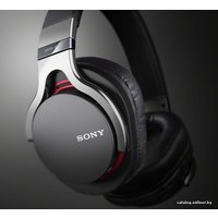 Наушники Sony MDR-1RBT