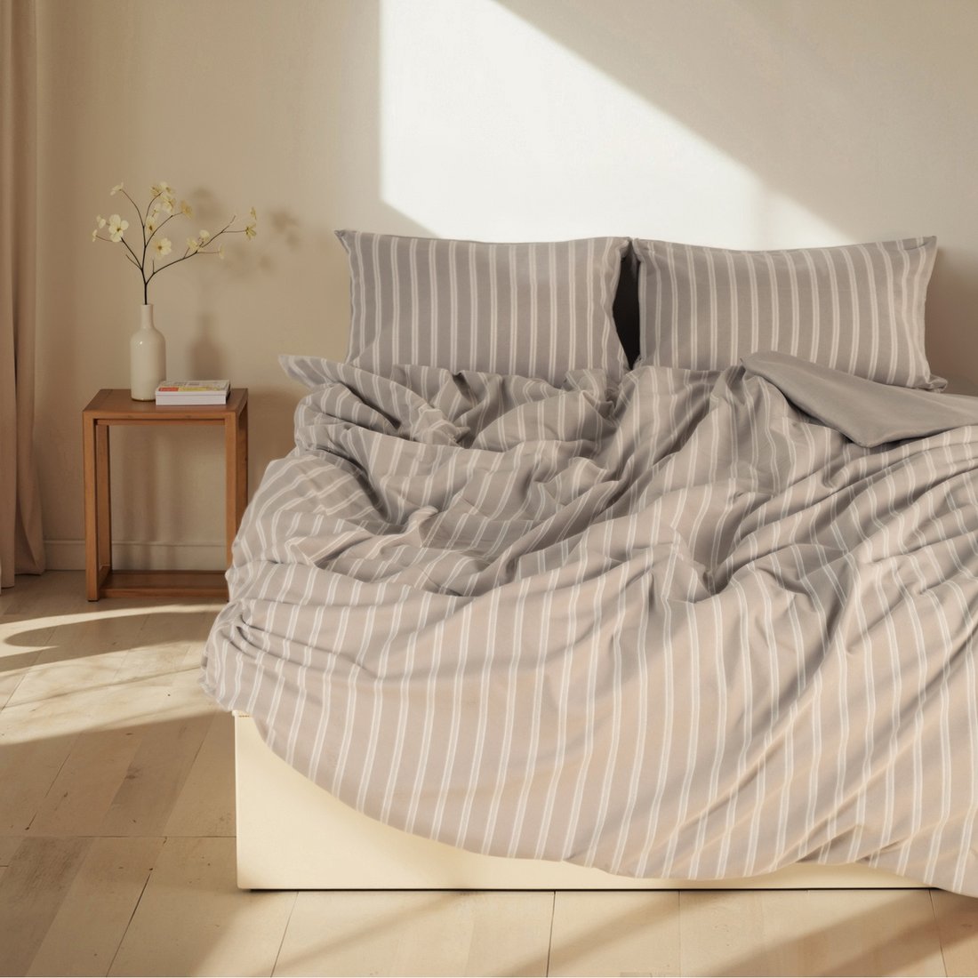 

Постельное белье Sima-Land Home Cotton lace 10831075 (серый)