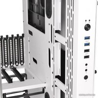 Корпус Thermaltake Core P3 Snow Edition [CA-1G4-00M6WN-00]