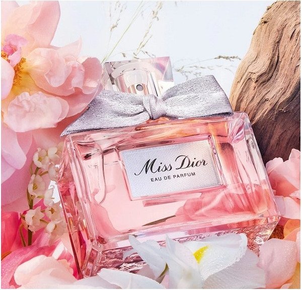 Парфюмерная вода Christian Dior Miss Dior Eau de Parfum EdP (50 мл)