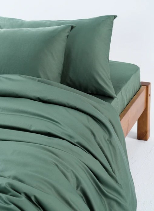 

Постельное белье GoodNight Сатин Делюкс 1.5 396389 (олива)