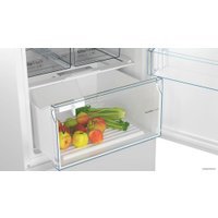 Холодильник Bosch Serie 2 VitaFresh KGN39UW27R