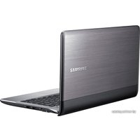 Ноутбук Samsung 305U1A (NP-305U1A-A04RU)