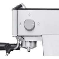 Рожковая кофеварка BBK BCM1501 в Пинске