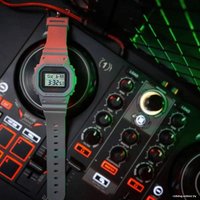 Наручные часы Casio G-Shock DW-5600MNT-8E