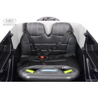 Электромобиль RiverToys М222БХ (серый) в Орше