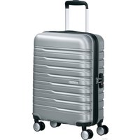 Чемодан-спиннер American Tourister Flashline Sky Silver 55 см