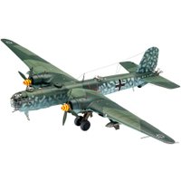 Сборная модель Revell 03913 Тяжелый бомбардировщик Heinkel He177 A-5 Greif