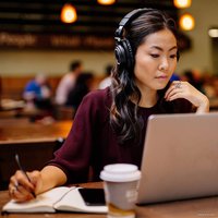 Наушники Audio-Technica ATH-M50xBT (черный)