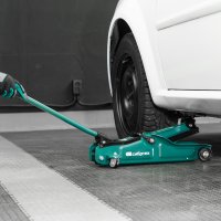 Подкатной домкрат СибрТех 50831 2т (кейс)