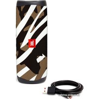 Беспроводная колонка JBL Flip 5 (черно-коричневый камуфляж)