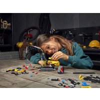 Конструктор LEGO Technic 42121 Тяжелый экскаватор