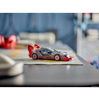 Конструктор LEGO Speed Champions 76921 Гоночный автомобиль Audi S1 e-tron quattro