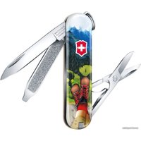 Мультитул Victorinox Classic Limited Edition 2020 I Love Hiking 0.6223.L2002