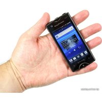 Телефон Sony Ericsson Xperia ray ST18i