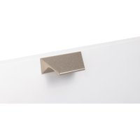 Ручка мебельная Boyard Rick RS157RCHMP.3/32