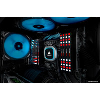 Оперативная память Corsair Dominator Platinum RGB 2x8GB DDR4 PC4-28800 CMT16GX4M2C3600C18
