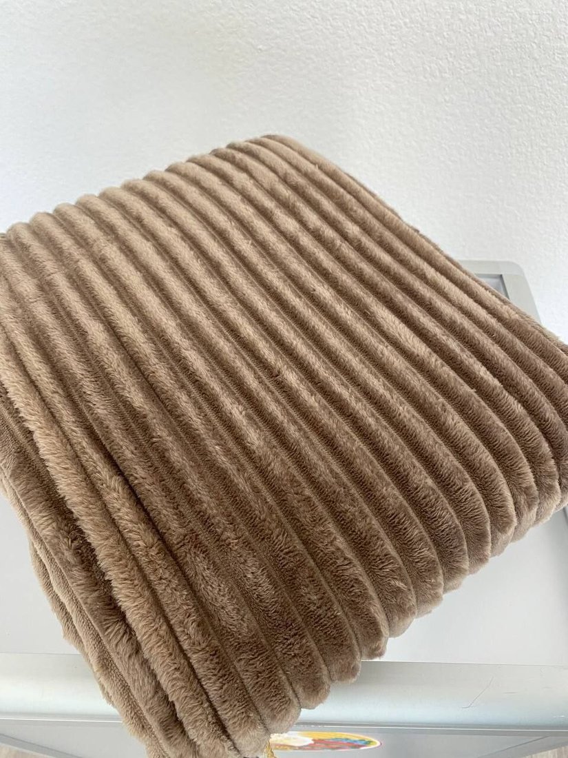 

Плед Алеся 9785 160х205 см (мокко)