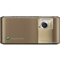 Кнопочный телефон Sony Ericsson C905