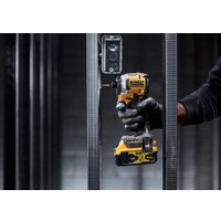 Винтоверт DeWalt DCF850NT (без АКБ, кейс)