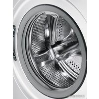 Стиральная машина Electrolux PerfectCare 600 Slim EW6SN226SI