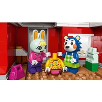 Конструктор LEGO Animal Crossing Магазин одежды сестер Эбл 77055
