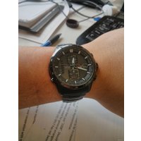 Наручные часы Casio EQW-A1110DC-1A