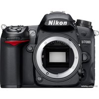 Зеркальный фотоаппарат Nikon D7000 Body