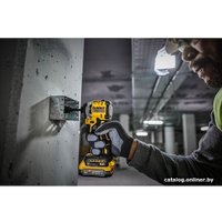 Винтоверт DeWalt DCF850E2T (с 2-мя АКБ 1.7 Ач, кейс)