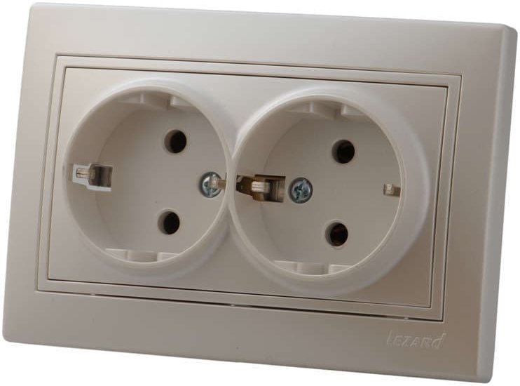 

Розетка Lezard Mira 701-3030-127