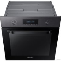 Электрический духовой шкаф Samsung NV68R2340RM в Бресте
