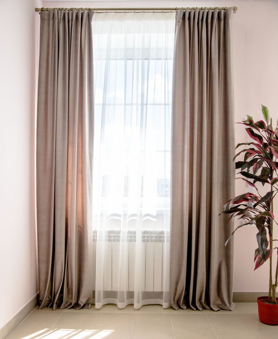 

Комплект штор Decoretto Бархат мягкий БМС-K49 1.5x2.6 м (серый, 2 шт)