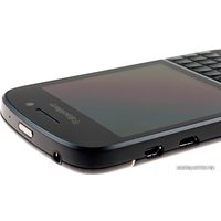 Телефон BlackBerry Q10