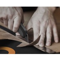 Нож строительный Deli HT4008C