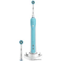 Электрическая зубная щетка Oral-B Pro 1 570 Cross Action D16.524.1U (голубой)