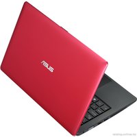 Ноутбук ASUS X200LA-CT005H