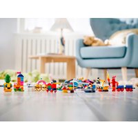 Набор деталей LEGO Classic 11021 90 лет игры