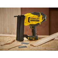 Гвоздезабиватель Stanley SFMCN618B (без АКБ)